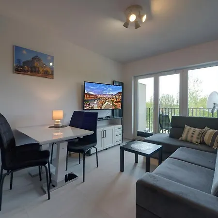 Lodz4rent - Premium Apartments 9,7 - MANUFAKTURA D77 Parking - Wakacje 2025 Appartement *